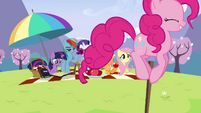 Pinkie Pie bouncing around picnic S3E7