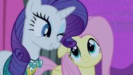 S04E14 Rarity mruga do Fluttershy