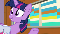 Twilight asks her family what they want to do S7E22