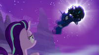 Princess Luna gets seized by changelings S6E25