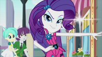 Rarity showing off for the public EG2