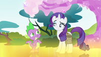 Spike happy that Rarity's back to normal S4E23