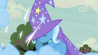 Trixie setting off a smoke bomb S6E25