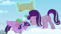 Twilight Sparkle about to fly S5E26