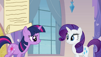 Twilight talking to Rarity S03E12