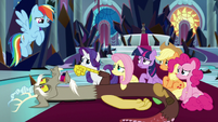 Discord weakly addressing Rainbow Dash S9E2