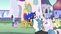 Princess Luna's chariot is pulled through Canterlot S7E10