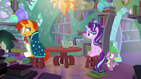 Sunburst looks at Starlight; Starlight sits on a bench S6E2