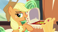 Applejack "as long as you have somethin' to lay in" S6E1