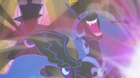 Nightmare Moon resistant to Rainbow Power S5E13