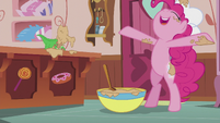 Pinkie "...bake!" S5E8