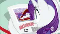 Rarity reading her entry S2E23