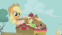 Applejack with her food S01E03