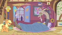 Discord in a plastic bubble S4E11