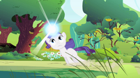 Filly Rarity dragged through woods S1E23