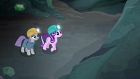 Maud and Starlight looking at granite wall S7E4
