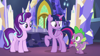 Spike "the royal sisters aren't seeing eye-to-eye" S7E10