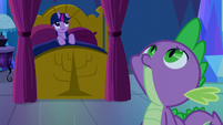 Twilight and Spike looking up S5E13