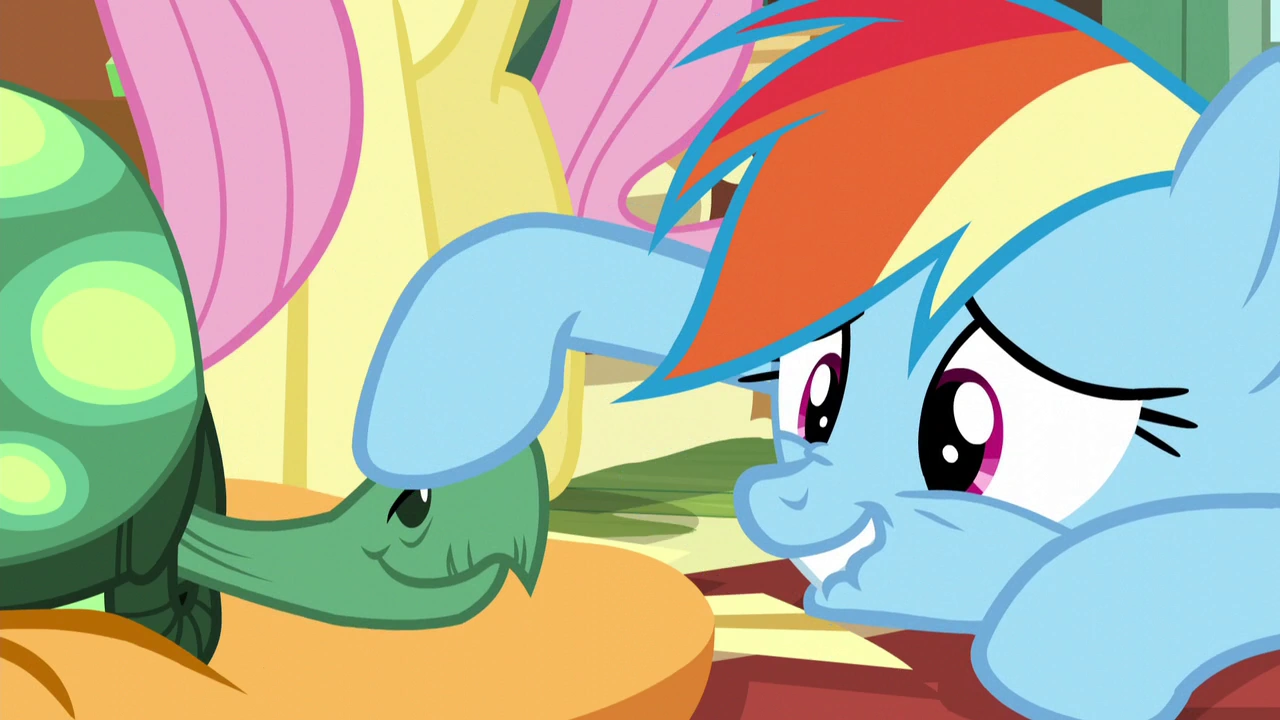 Rainbow_rubbing_Tank's_head_S5E5.png
