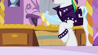 Rarity emerges from behind the curtain S7E19