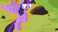 Twilight being levitated S4E26