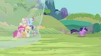 Twilight running away S3E05