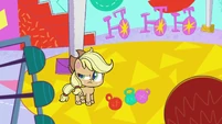 Applejack alone at the gym PLS1E4a.png (748 KB)