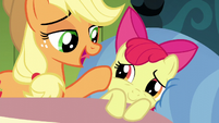 Applejack comforts Apple Bloom S5E04