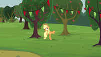 Applejack feeling dizzy S3E08