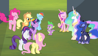 Mane 6 and princesses cheering for Spike S4E24