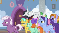 Neighsay gets carried off by students S8E26