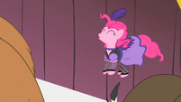 Pinkie Pie jumping S01E21