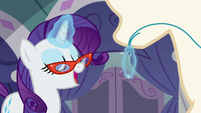 Rarity singing while sewing dress S5E14