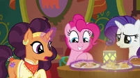 Saffron gives Pinkie Pie her order S6E12