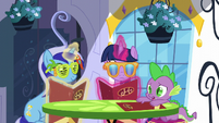 Twilight and Minuette wearing sunglasses S5E12