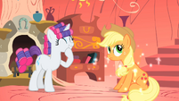 Applejack's mane back to normal S1E08