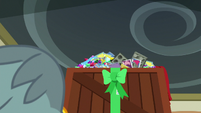Giant box of stuff appears before Gabby S9E19