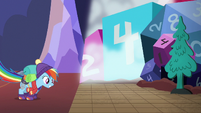 Rainbow Dash jumping into the game world S6E17