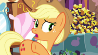 Applejack pointing her hoof S4E18