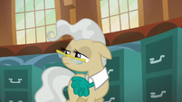 Mayor Mare looking S5E19