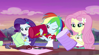 Rarity, Rainbow, and Fluttershy making paper lanterns EG4