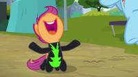 Scootaloo "in front of a roaring crowd!" S8E20