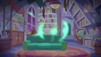 Starlight teleports out of her office S9E11