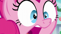 Close-up on Pinkie Pie's panicked face S6E3