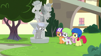 Cutie Mark Crusaders proud of Chipcutter S7E6