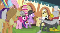 Twilight telling the others S2E24