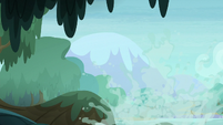 Water splashing up in the Everfree swamp S8E13