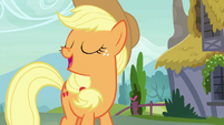 Applejack "they're crunchy, they're sweet" S7E9