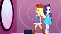 Applejack walking past Rarity SS1