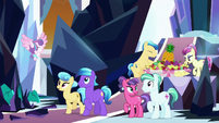 Crystal Ponies freed from Sombra's control S9E1